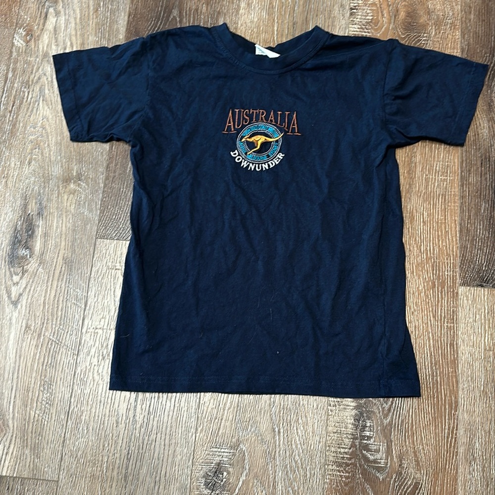 GRAPHIC TEE!!